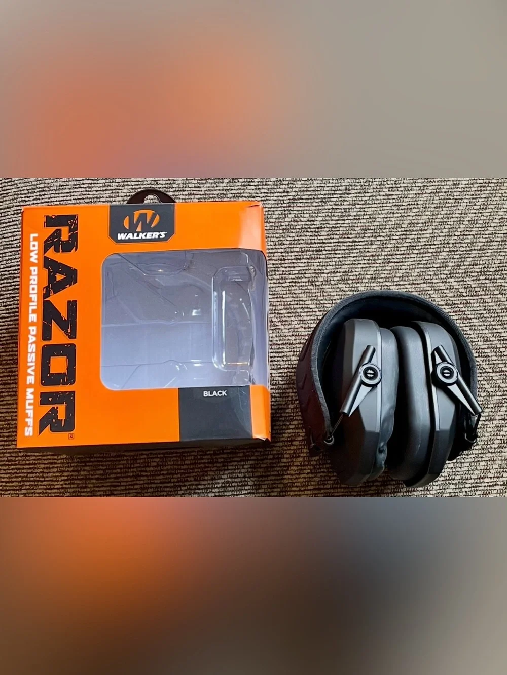Walker's Razor Slim Passive Earmuffs - Picture 3 of 6